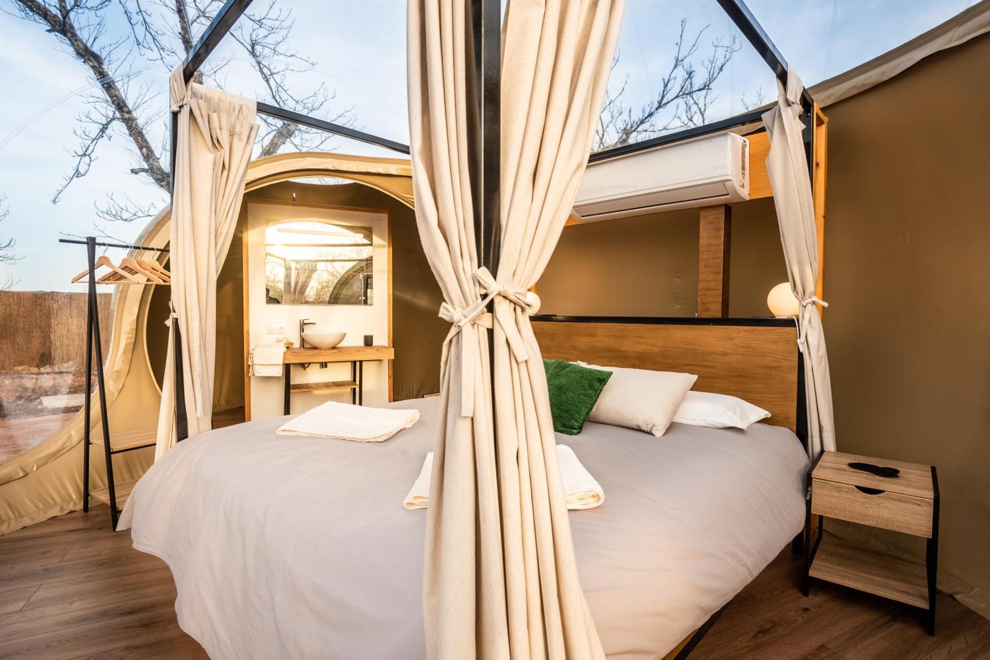 Horizonte Bubble Rooms Cortegana Exterior foto